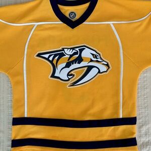Predators Hockey Jersey kids Medium